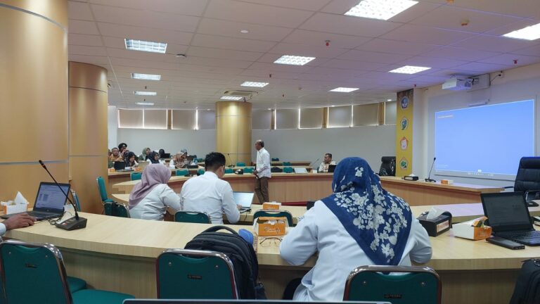 D3 MANAJEMEN PAJAK FEB UNP MELAKUKAN REVITALISASI KURIKULUM TAHUN 2024